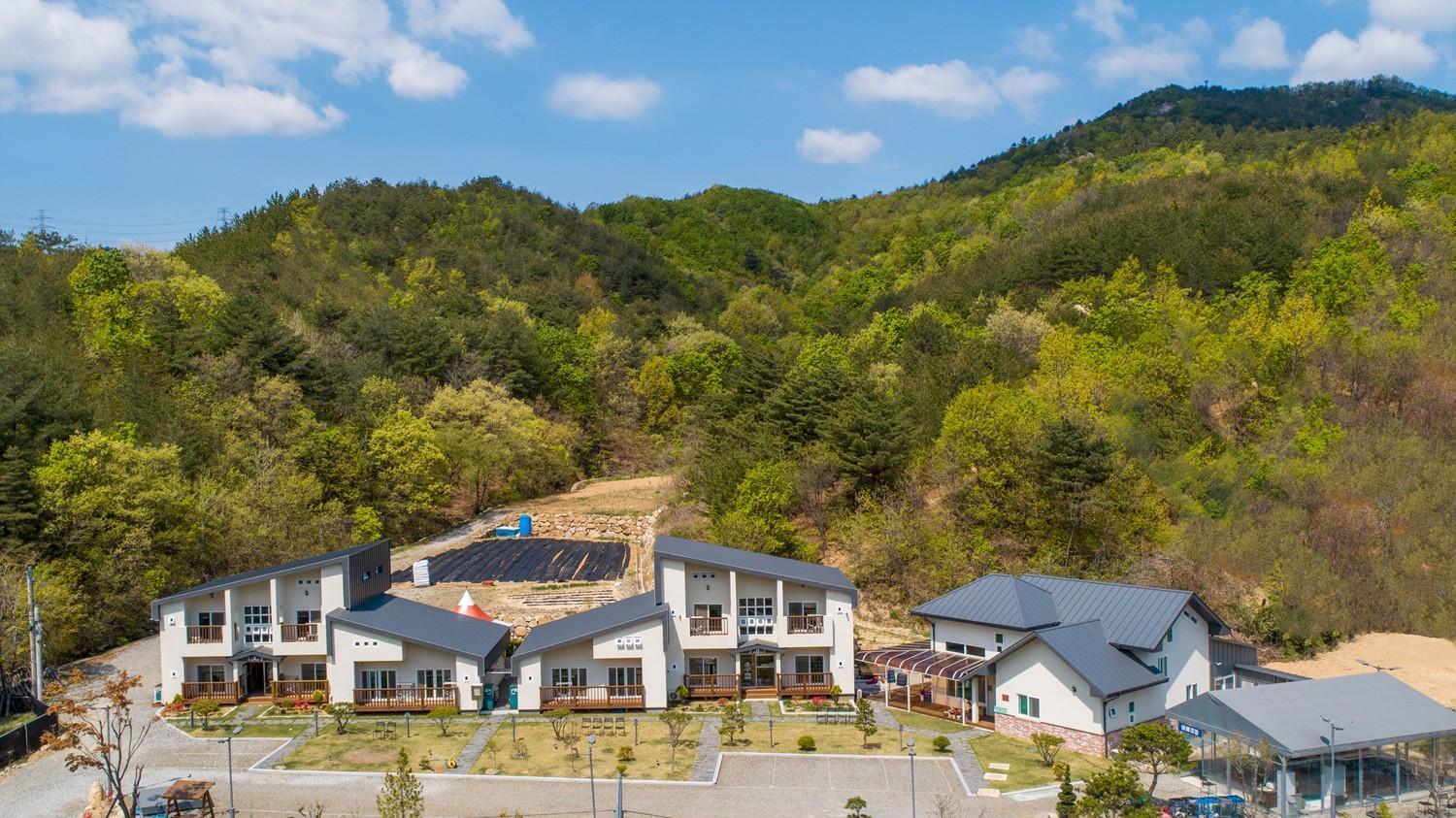 Samcheok Yonghwa Silkroad Pension Exterior foto